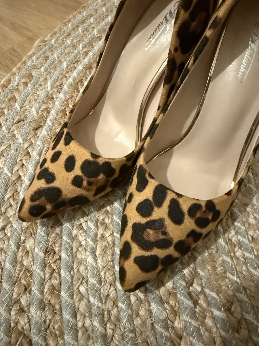 Scarpe da donna: Leopard Print High Heels - Size 39 – Nuovo (secondo la descrizione) da Zürich venduto da aar_9mtz 7
