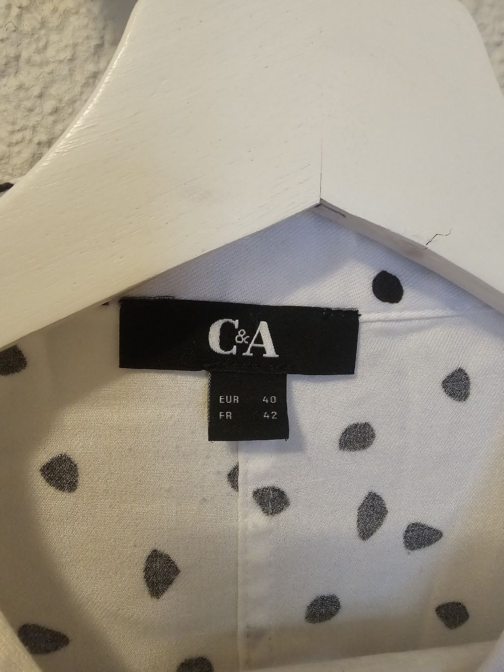 C&A Camicette: Leichte Bluse von C&A, Gr. 40, Weiss/Schwarz gepunktet, – Nuovo (secondo la descrizione) da Bern venduto da Oscarella 1