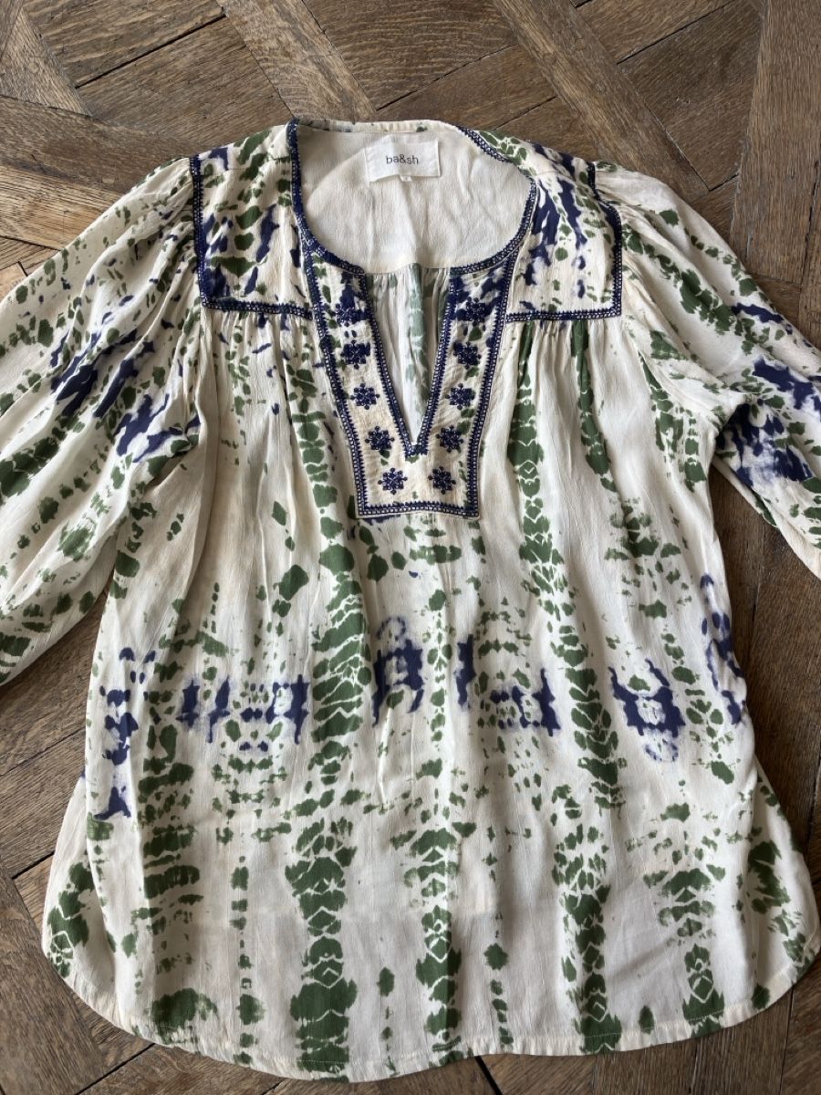 Ba&Sh Camicette: Ba&sh Bluse, Gr. 2/40Batikmuster, Sommer Look – Nuovo (secondo la descrizione) da Muralto venduto da jac_hkz5