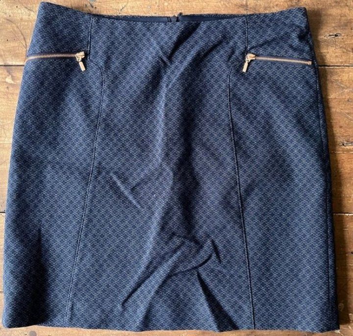 ESPRIT Damen Rock Aus Baumwoll-Feincord – Midilänge Mit Stretch, 5-Pockets & Reißverschluss, Lässiger Kalifornien-Style