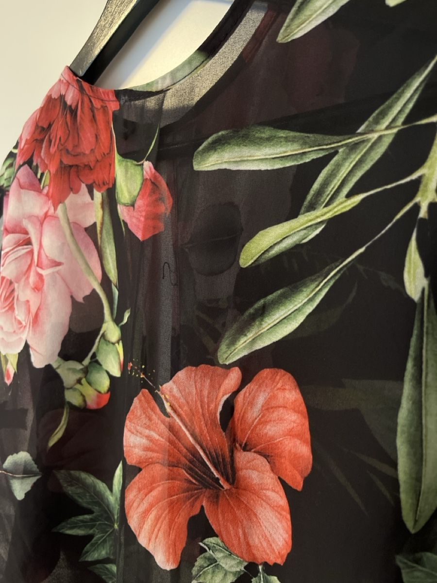 Camicette: Sommerliche Damen Bluse mit Blumenmuster, Grösse M – Usato da Emmenbrücke venduto da zak_5wtm 3