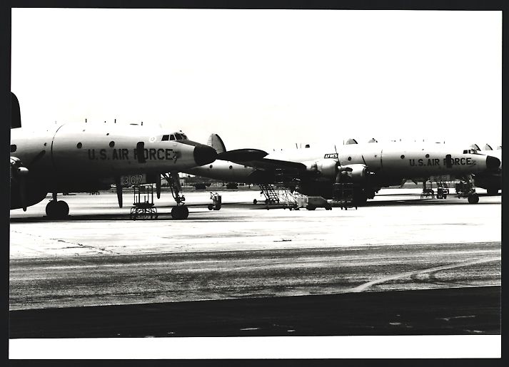 Fotografie &  Plakate: Fotografie Flugzeug Lockheed Constellati – Gebraucht aus Berlin von bartko-reher