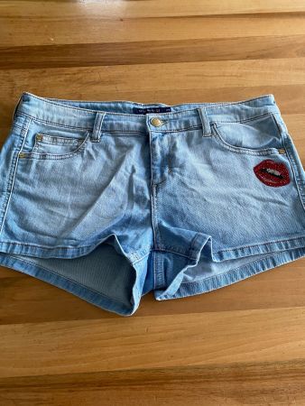 River Woods Jeans-Shorts Gr. 34/36 mit Strasssteinchen