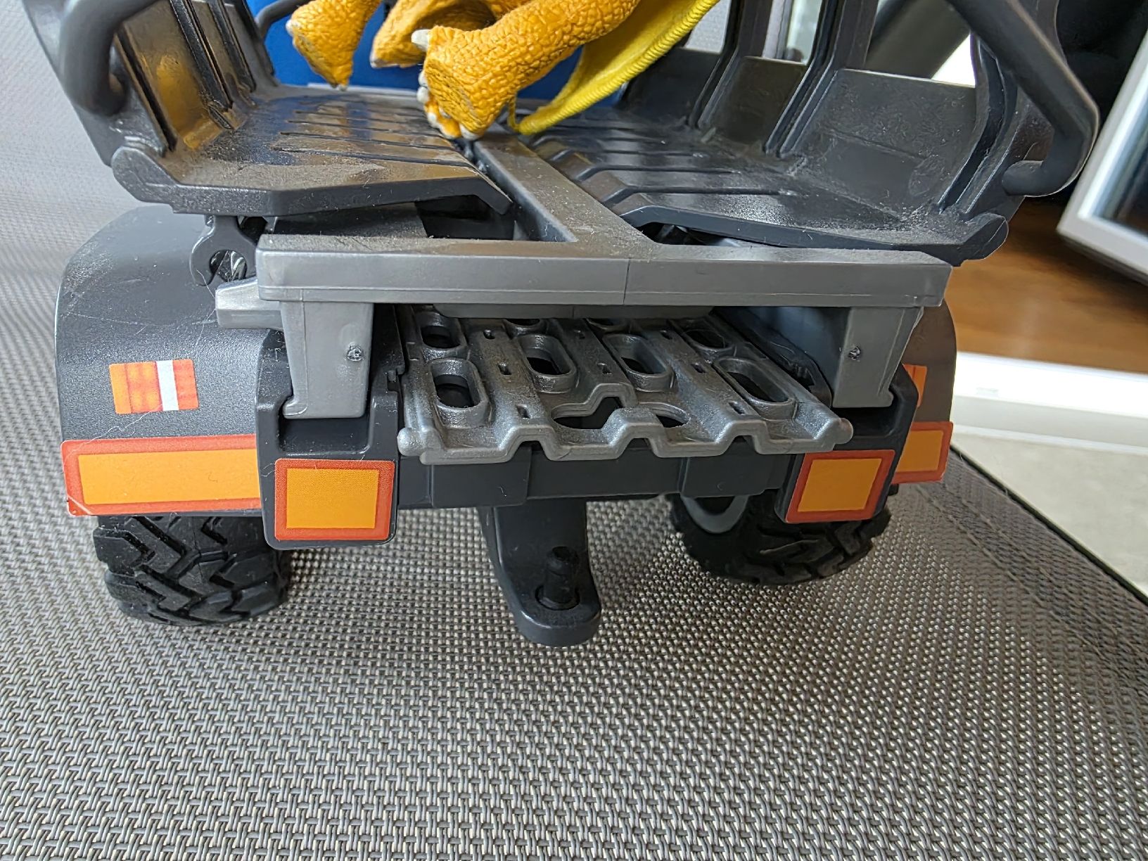 Schleich Giocattoli: Schleich Dino Transporter// neuwertig – Nuovo (secondo la descrizione) da Zell LU venduto da claro62 5