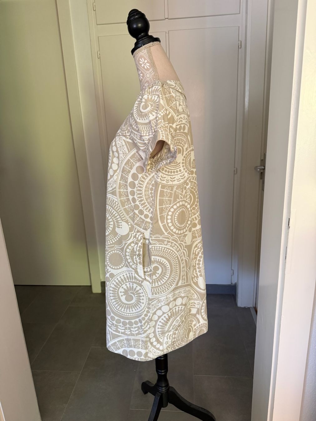 Kleider: Robe - M – Gebraucht aus Sion von accroshoes 1