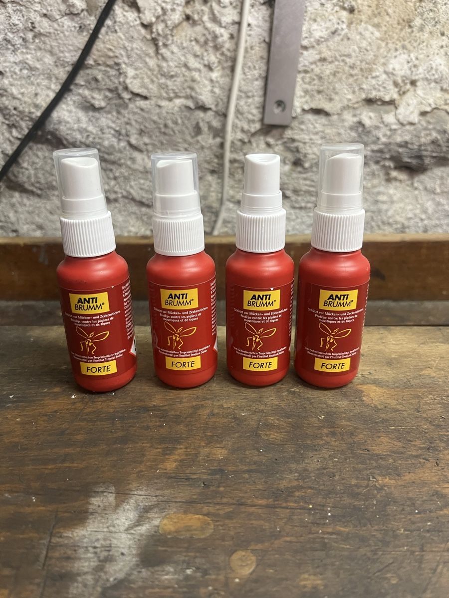 Pflegeprodukte: Anti Brumm Zeckenspray 45ml – Neu und originalverpackt aus Chur von williwild