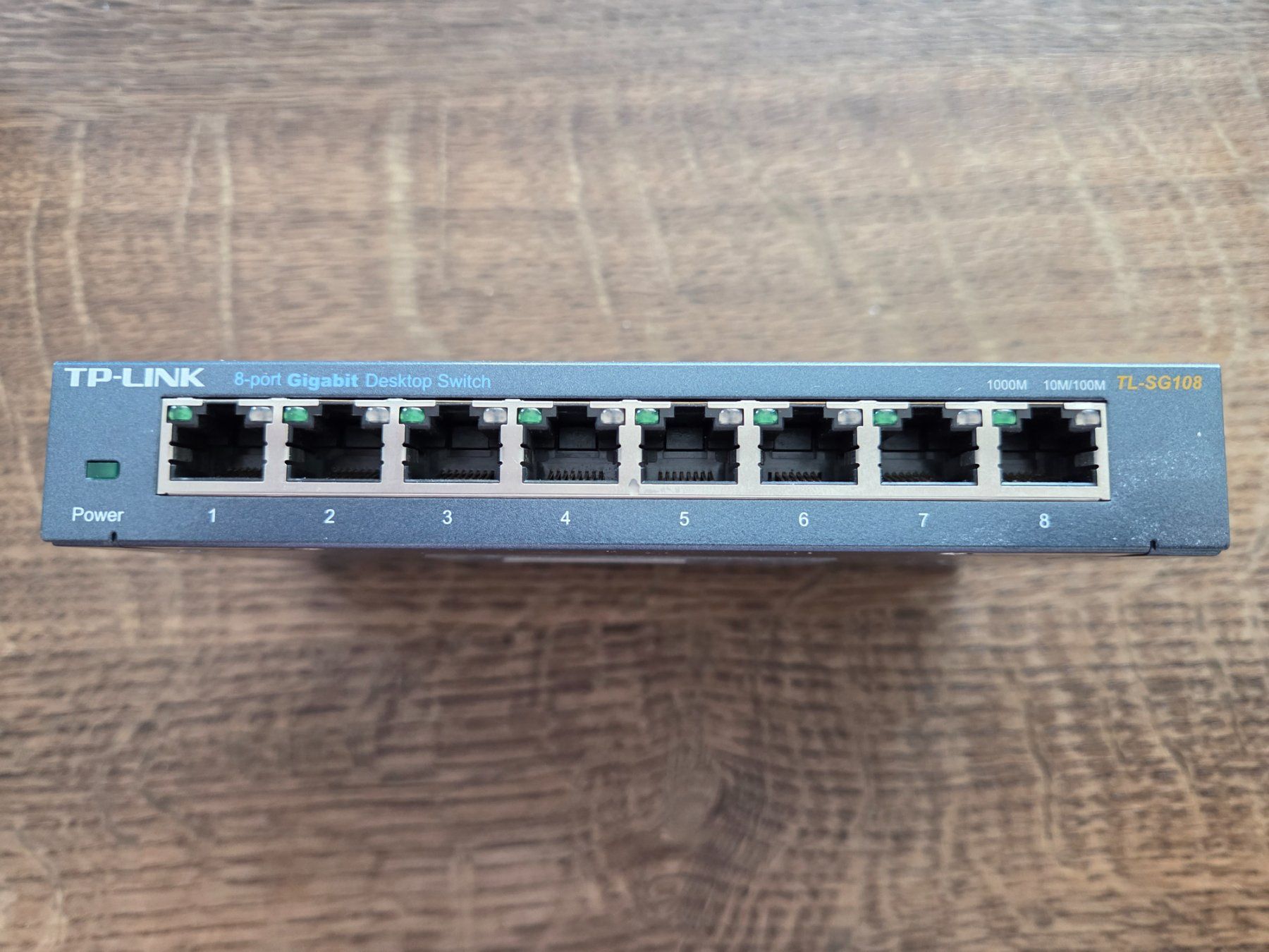 TP-Link Hubs & Switches: TP-Link: 8-Port-Gigabit-Desktop-Switch TL-SG108( – Gebraucht aus Opfikon von Doronadan 1