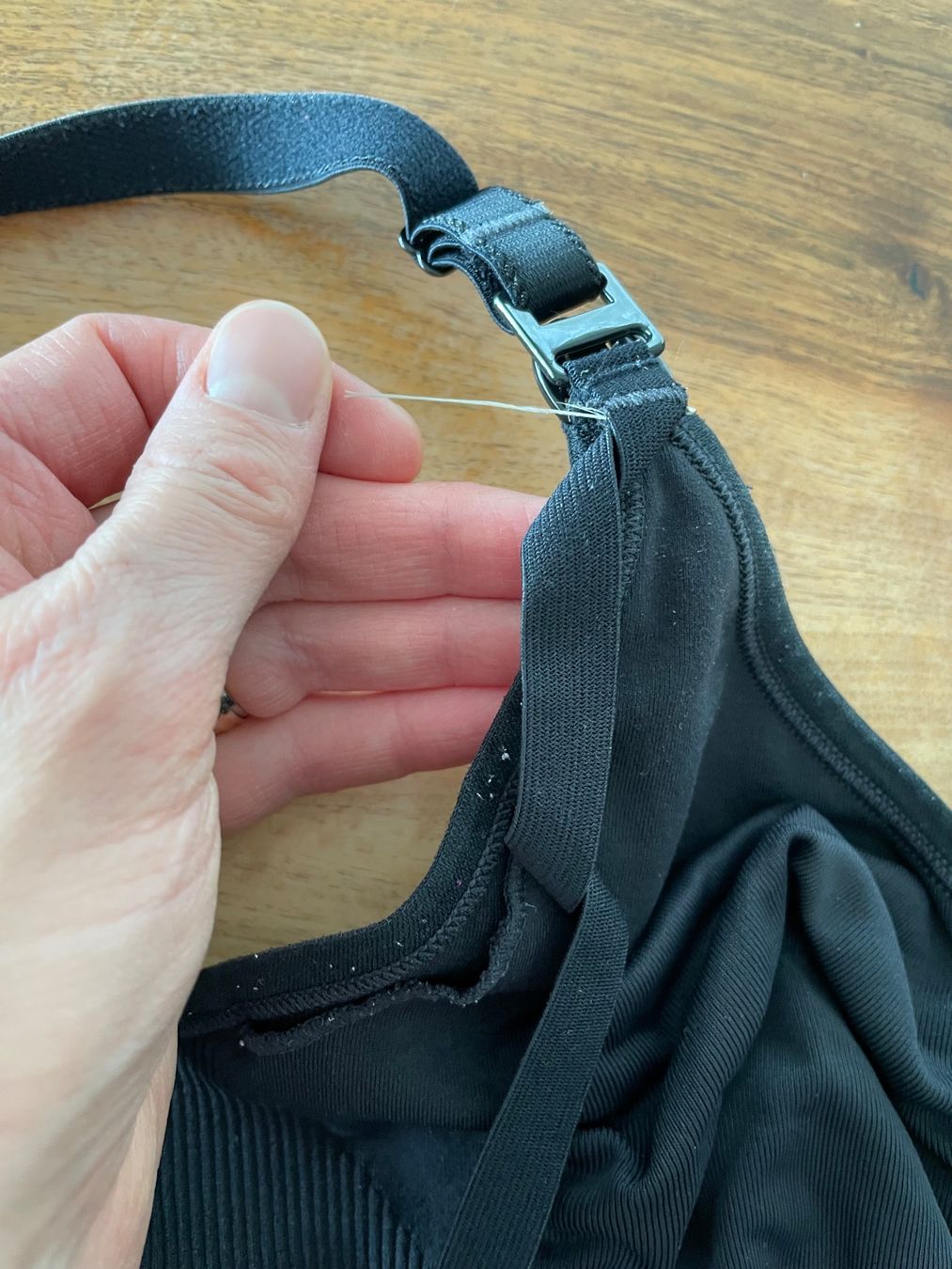 Sonstige Unterwäsche: Still- und Abpump-BH, Grösse M von bravado – Gebraucht aus Haslen AI von s176 3