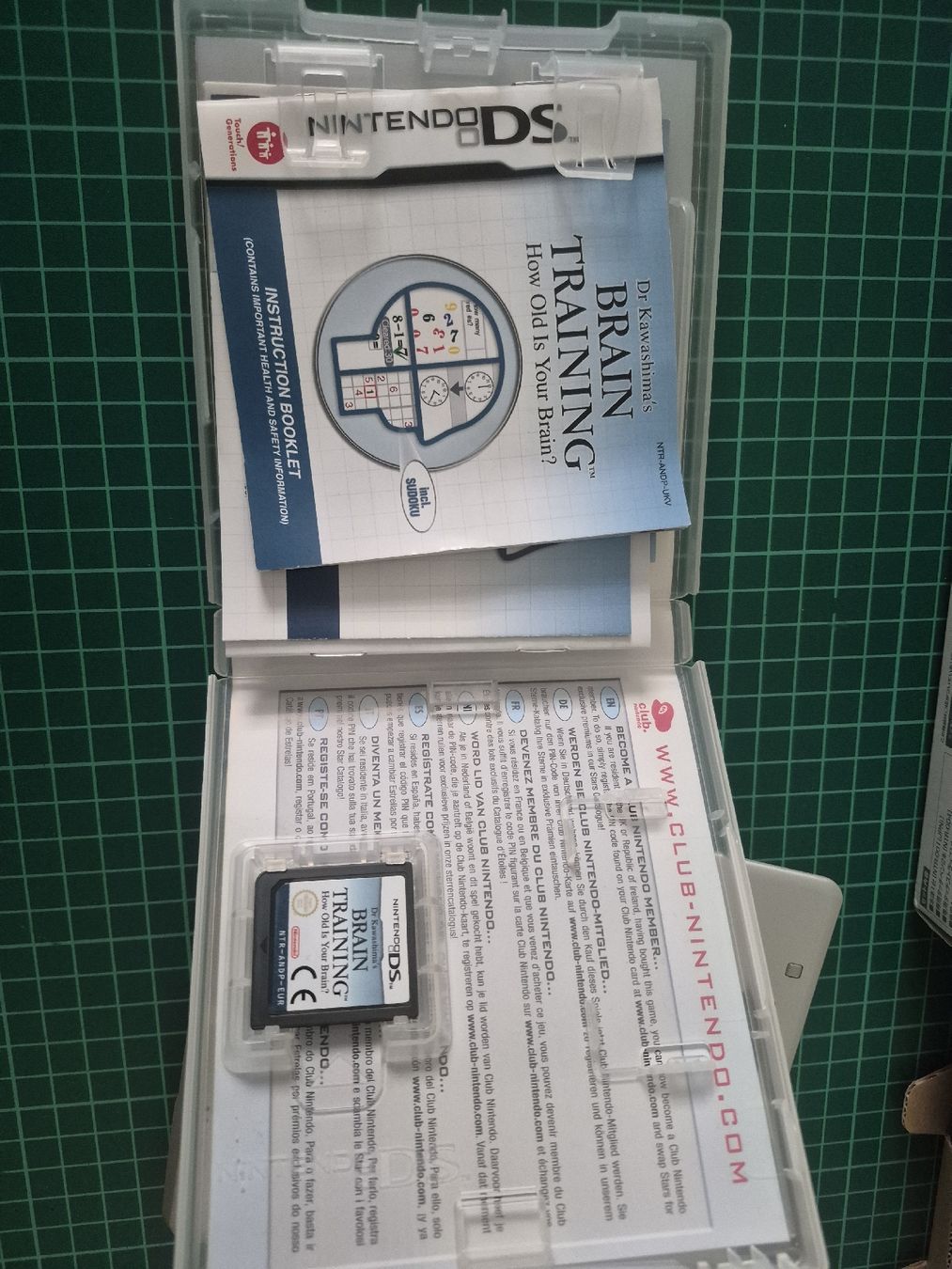 Nintendo Console: Nintendo DS Original Silver - Complete in Box + Game! – Usato da Meyrin venduto da Retro-GZ 2