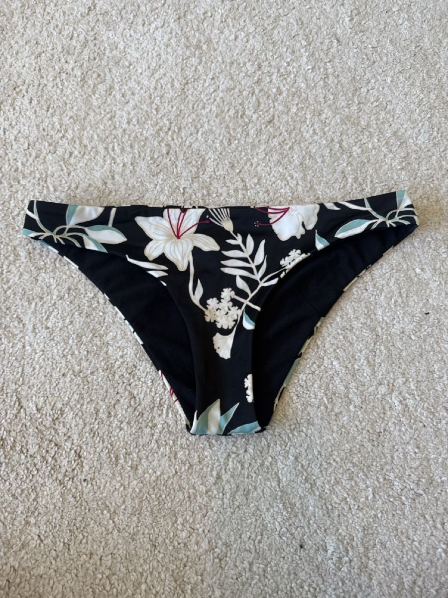Roxy Costumi da bagno & Bikini: Roxy Bikini Set floral – Usato da St. Niklausen LU venduto da car_2562 3