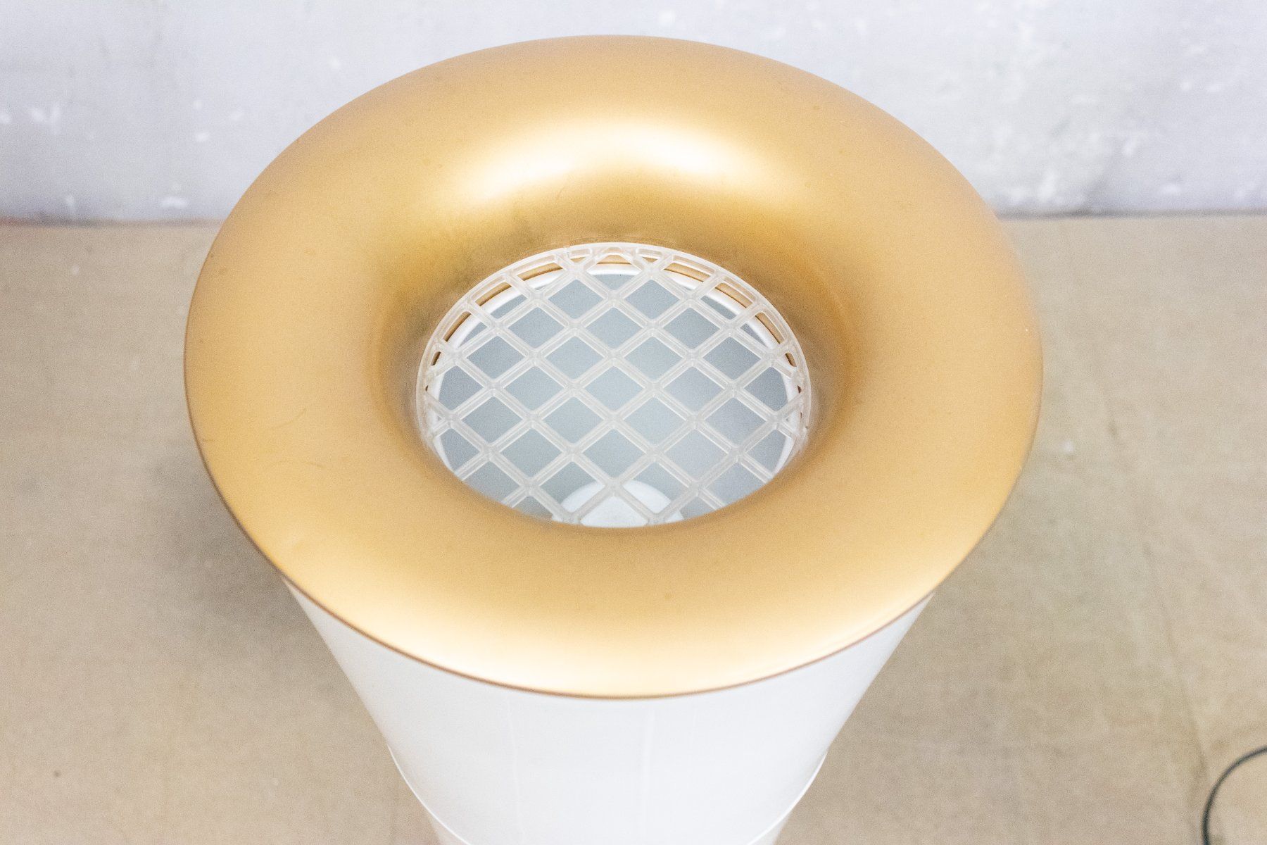 Ikea Lampade: Fackla / Postmoderne Bodenlampe von Ikea (Entwurf ca. 2000) – Usato da Zürich venduto da ZuercherBrockenhaus 5