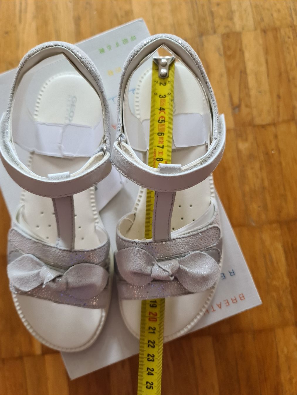 Geox Scarpe per ragazze: Geox Sandale neu gr 34 – Nuovo e nell'imballaggio originale da Emmenbrücke venduto da gatasalvache 5