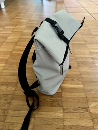 Rucksack beige Rollverschluss neuwertig