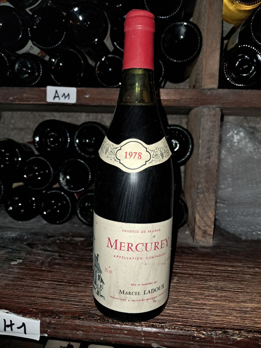 Vino: Mercurey Marcel Ladoux 1978 – Nuovo e nell'imballaggio originale da Le locle venduto da juliensaran