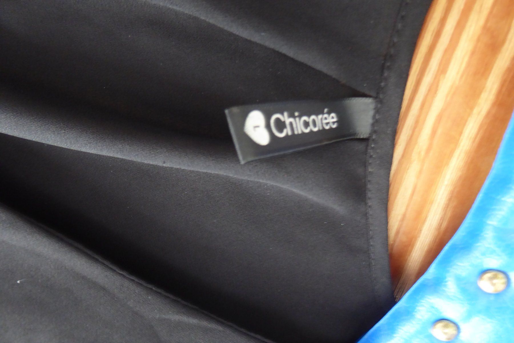 Camicette: schwarze Long Bluse Gr L Chicoree – Usato da Sargans venduto da Benziner 3