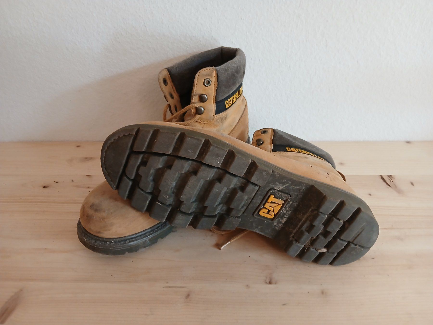 Caterpillar Scarpe da uomo: Catterpillar Winterstiefel/Timbs 45 – Usato da Bern venduto da Gianmar93 2