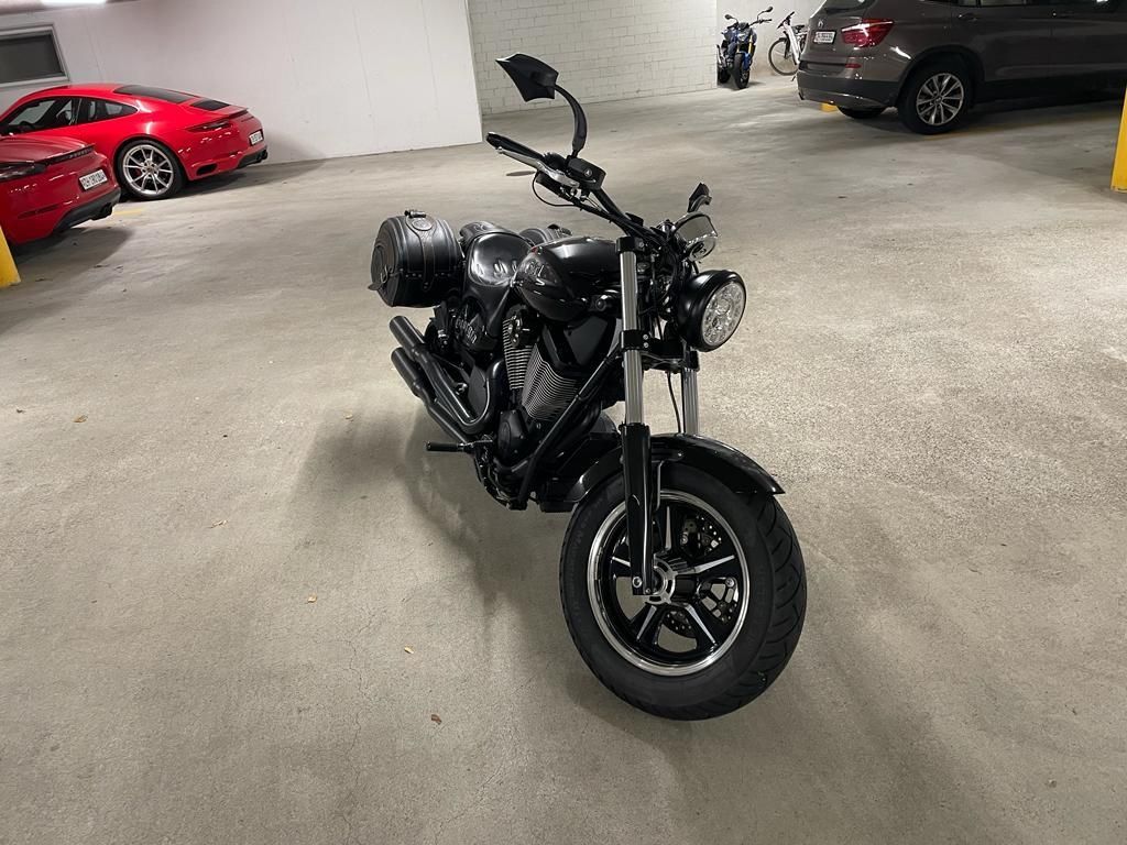 Victory Chopper: Victory Judge Custom Chopper, USA – Usato da Oetwil a.d. Limmat venduto da Rumbelo 1