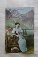 Appenzeller Trachtenfrau, Seealpsee, Restaurant, CH-Fahne