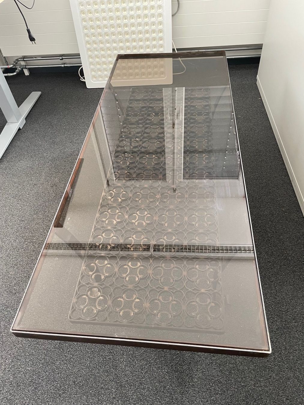Tavoli: Metall Couchtisch mit Glasplatte – Usato da Frenkendorf venduto da pivot02 1