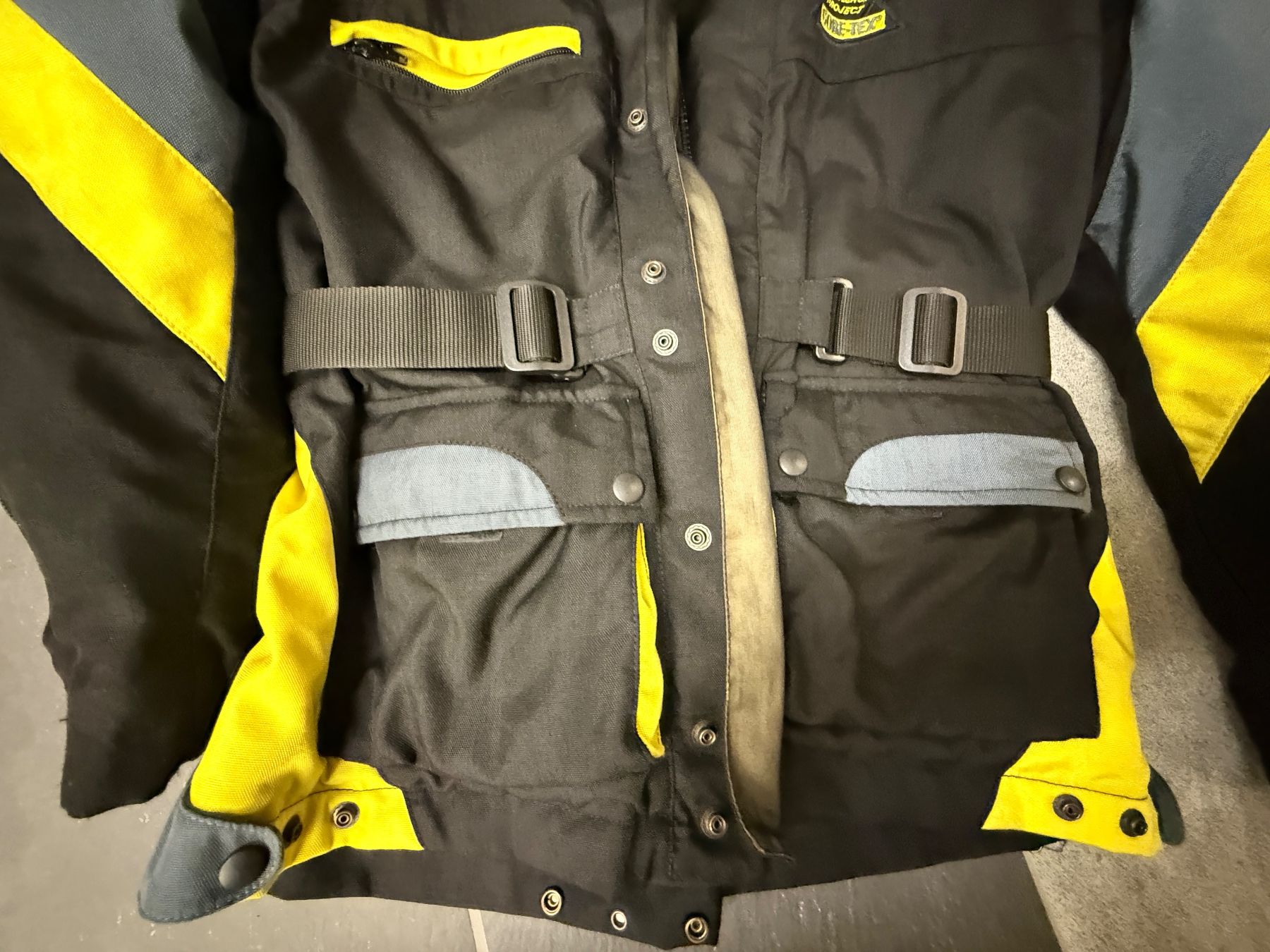 IXS Giacche: Motorradjacke Marke xs – Usato da Aegerten venduto da Nascar69 1