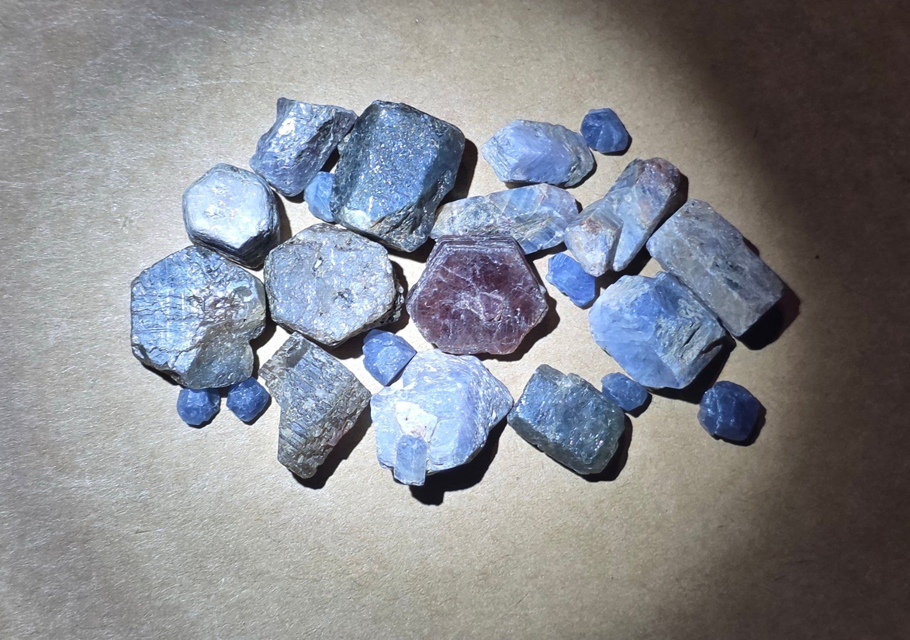 Edelsteine: 150,1 ct Saphirs bruts 22 pcs – Gebraucht aus Carouge GE von Crystal_Energy 1