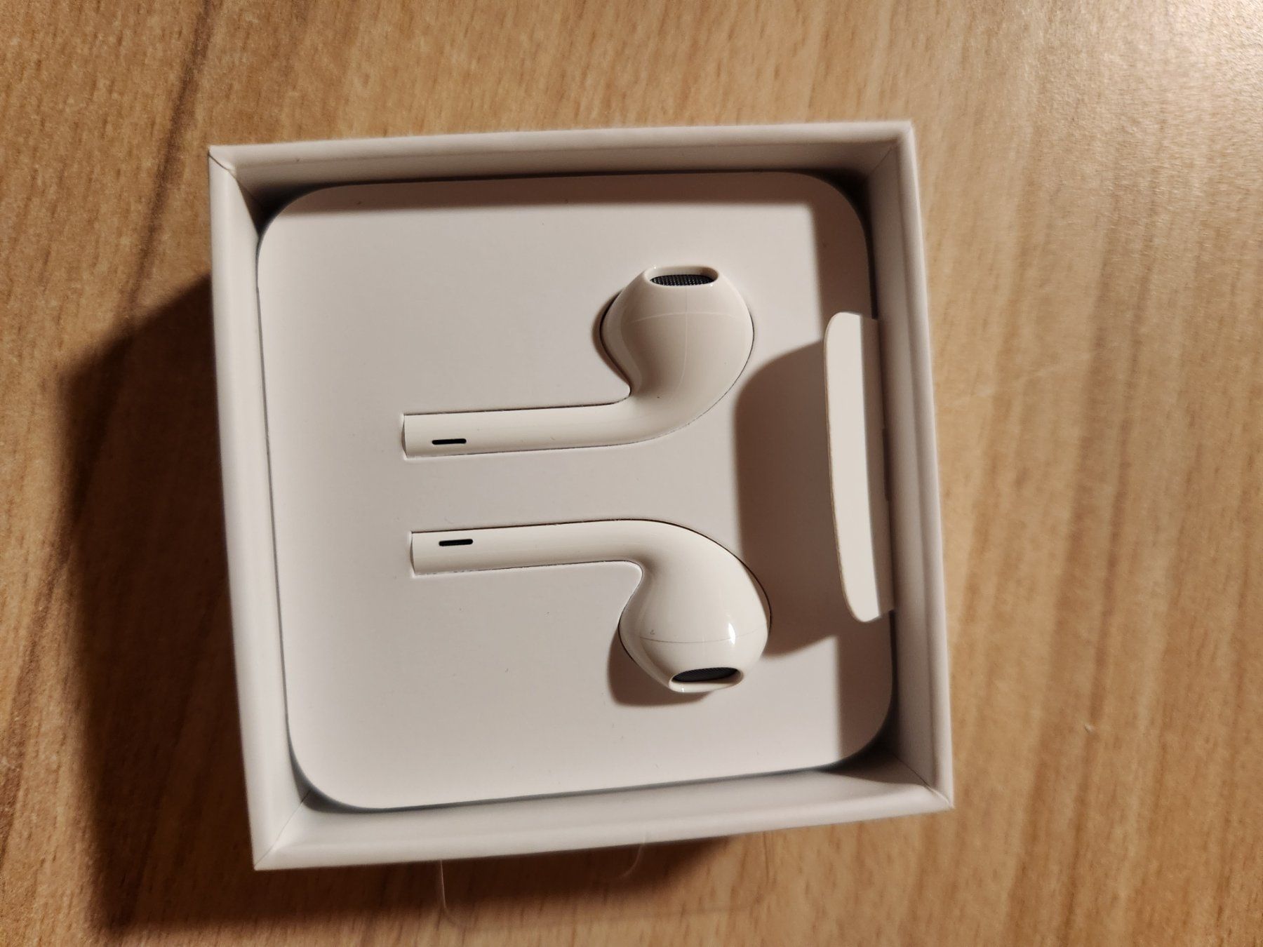 Apple Cuffie: EarPods – Nuovo e nell'imballaggio originale da Trubschachen venduto da isa_sm7n 1
