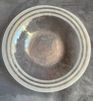 zwei Glasteller, tief. Durchmesser 24 cm