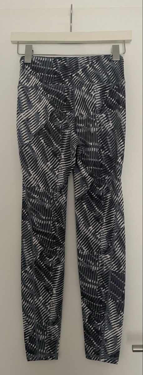 H&M Leggings: Jogginghose von H&M – Usato da Horw venduto da Spi8992 1