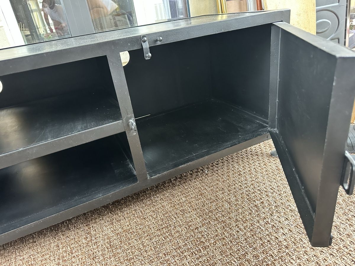 Maisons du monde Mobili TV: TV-Möbel aus Metall, Industrial Design – Usato da Sirnach venduto da Robine1991 3
