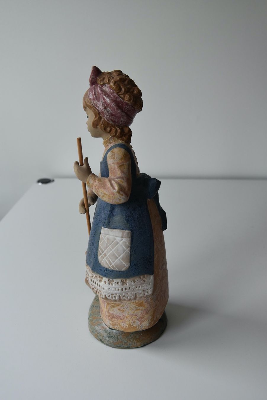 Statuette: fabrikneue spanische Figur "Mädchen mit Besen" – Nuovo (secondo la descrizione) da Münsingen venduto da Sternsaphir64 3