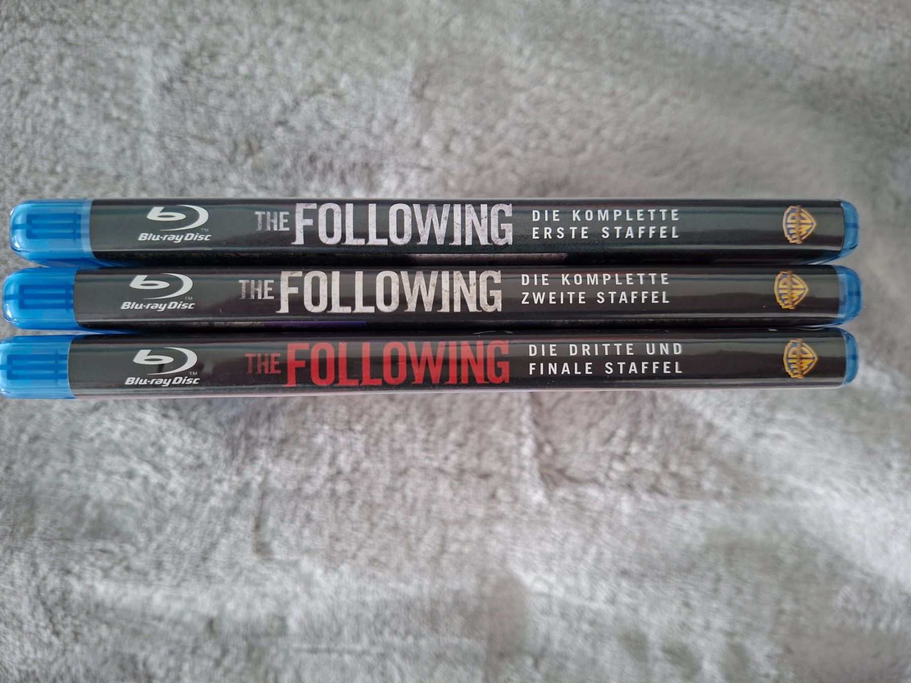 Tutti i DVDs: THE FOLLOWING 1 - 3 Uncut BLURAY – Usato da Aesch BL venduto da Burschi59 1