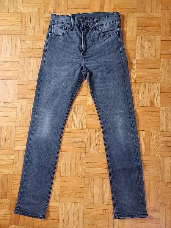 Jeans: Jeans Levi's taille 30x32 gris – Usato da Glovelier venduto da GaCh 1