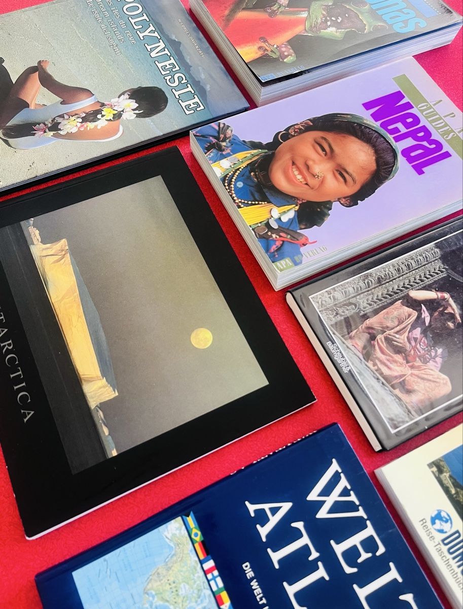Bücher: 7 Reisebücher Bildbände Nepal Polynesien Amazonas – Gebraucht aus Wädenswil von Buddha8 1