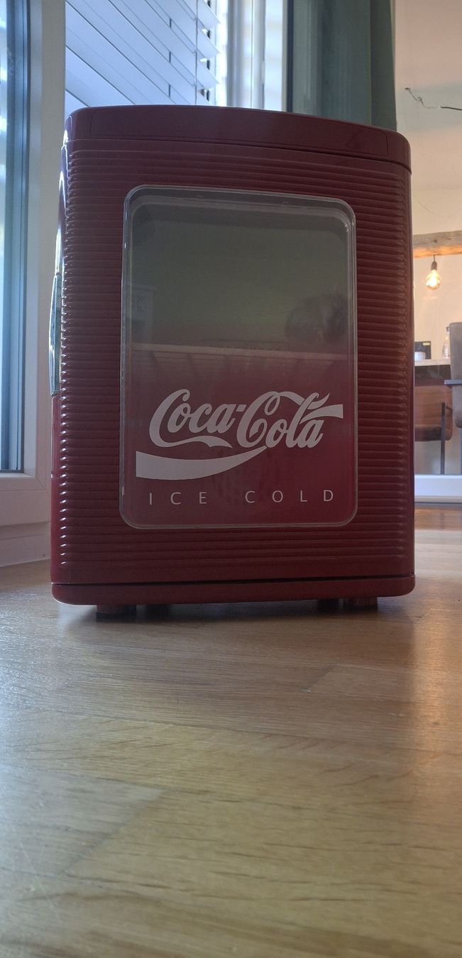 Coca-Cola Réfrigérateurs: Coca-Cola Mini Kühlschrank 25 AC/DC  – D'occasion à Lausen par nal_9fp8