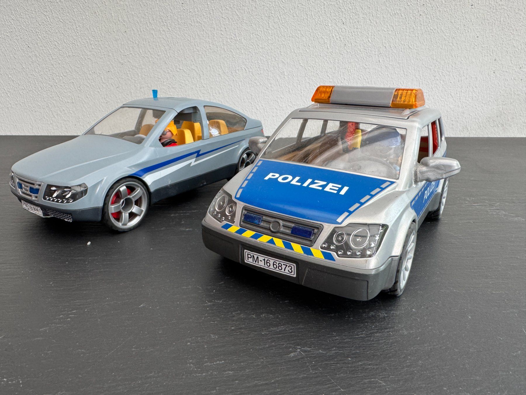 Playmobil Giocattoli: Playmobil Polizeiautos Streife – Usato da Oberentfelden venduto da PriMaSi 1