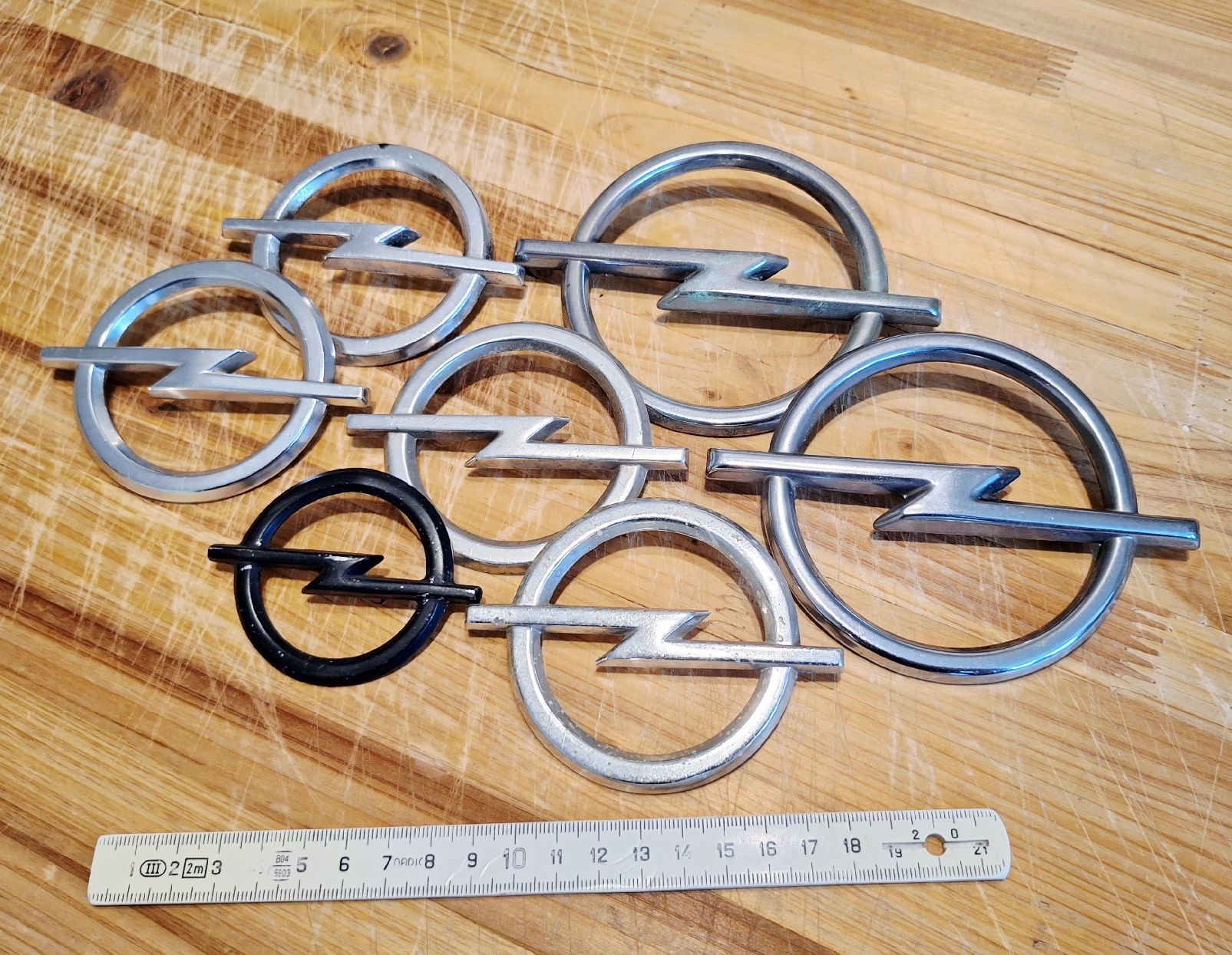 Opel Alle Autoersatzteile: Opel Oldtimer Embleme – Gebraucht aus Triesen von BLACKSHEEP75