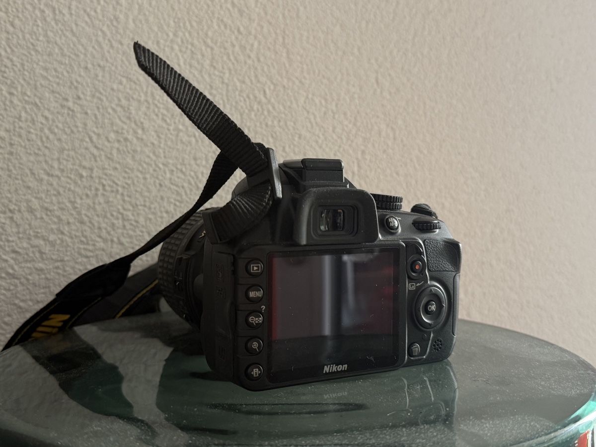Nikon Kamera: Nikon D3100 Kamera DSLR – Gebraucht aus Suhr von FlakaM. 2