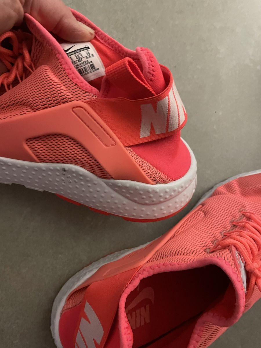 Nike Scarpe da uomo: Nike Sneakers – Usato da Zunzgen venduto da mel_y6w2 4