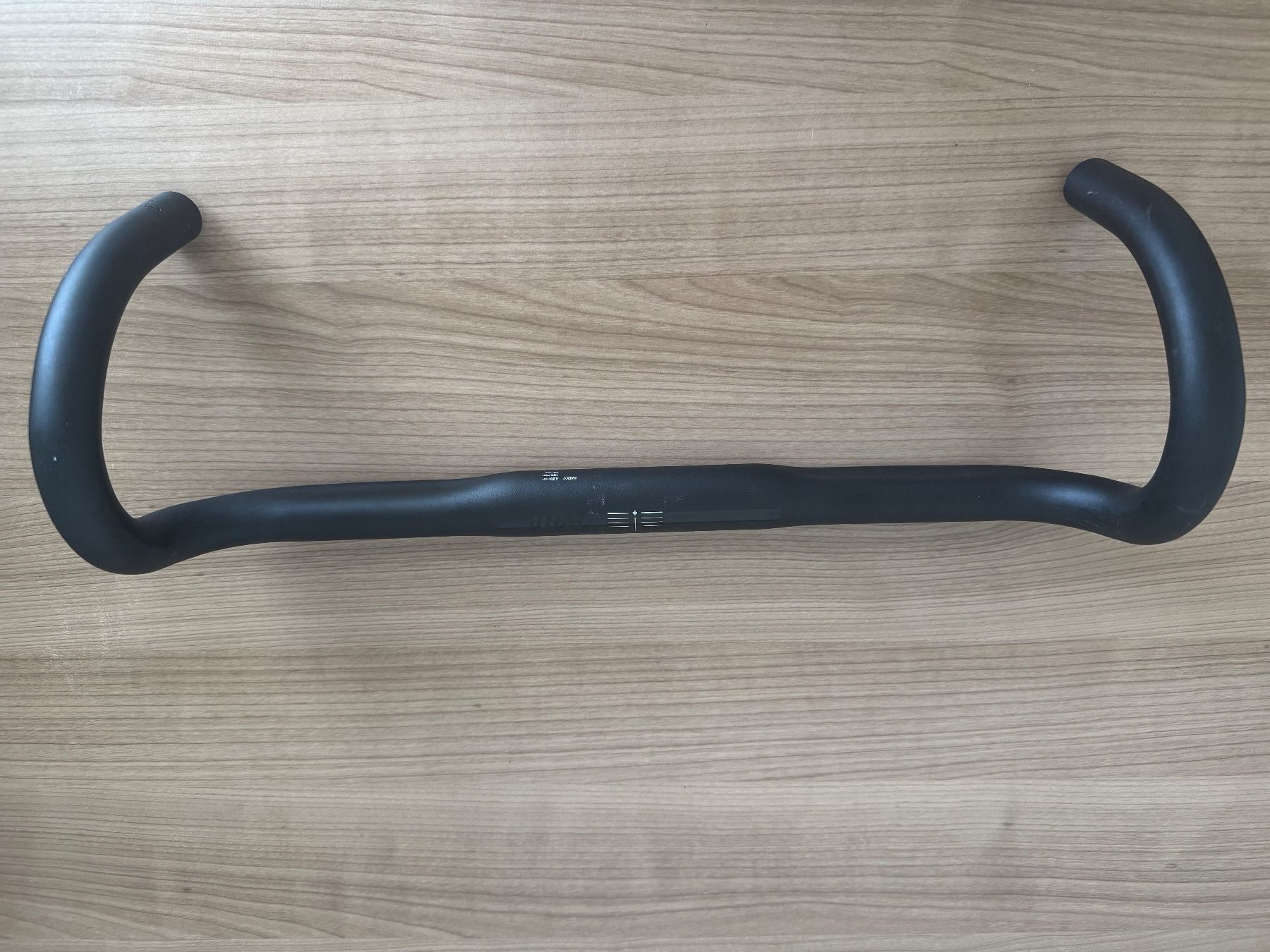 BMC Pezzi di ricambio: Rennradlenker Aluminium, BMC, 42cm – Usato da Pfäffikon SZ venduto da anshaV