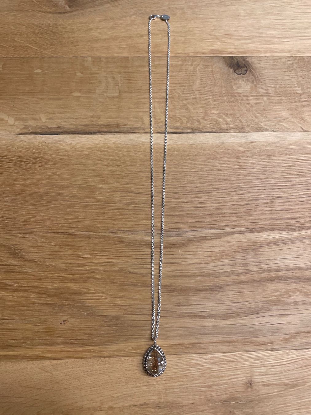 Catenine: Kette mit Anhänger Une Ligne – Usato da Uznach venduto da Martina191185