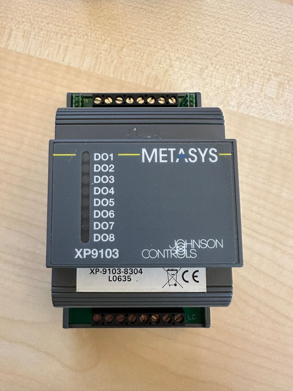 Componenti elettronici: Johnson Controls XP-9103-8304 – Usato da Utzigen venduto da steven_3000
