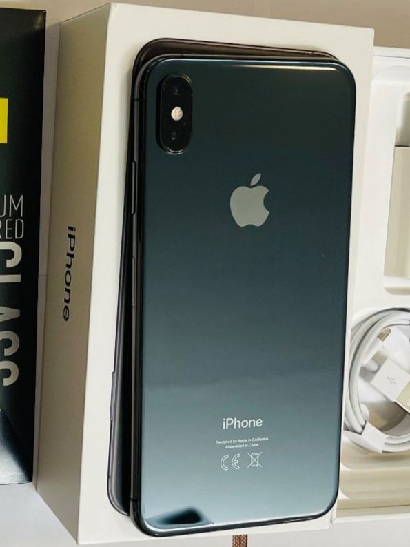 Apple Handys / Smartphones: IPhone XS Max 64gb akku 100% – Gebraucht aus Luzern von Waince786