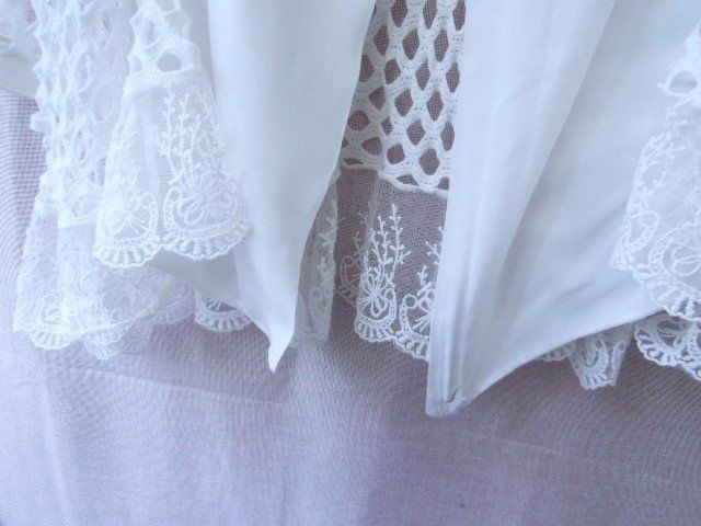 Blusen: etwa Gr. 40/42 Oberteil weiss – Gebraucht aus Basel von frausommerwind 7