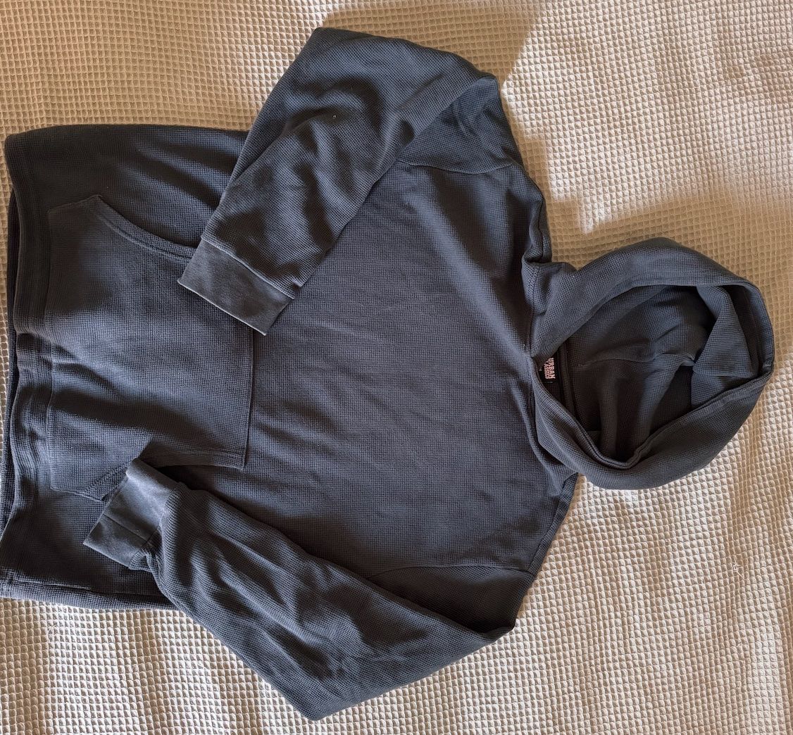 Urban Outfitters Pullover & Sweatshirts: Hoodie Urban Classics M – Gebraucht aus Zürich von mat_n78x