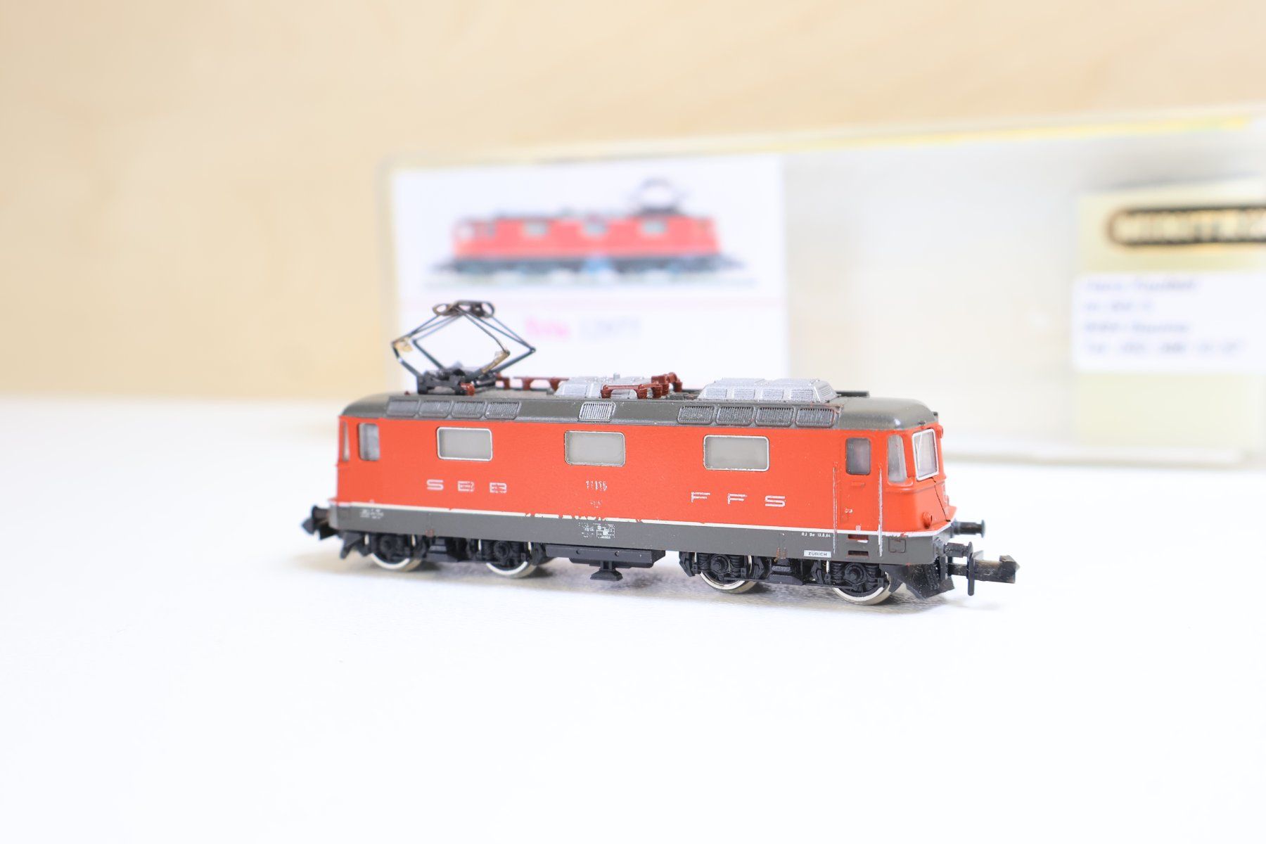 Trix Modellini di ferrovie: Minitrix SBB Re 4/4 E-Lok - ESU V4 Digital Spur N – Usato da Winterthur venduto da Monstera 6