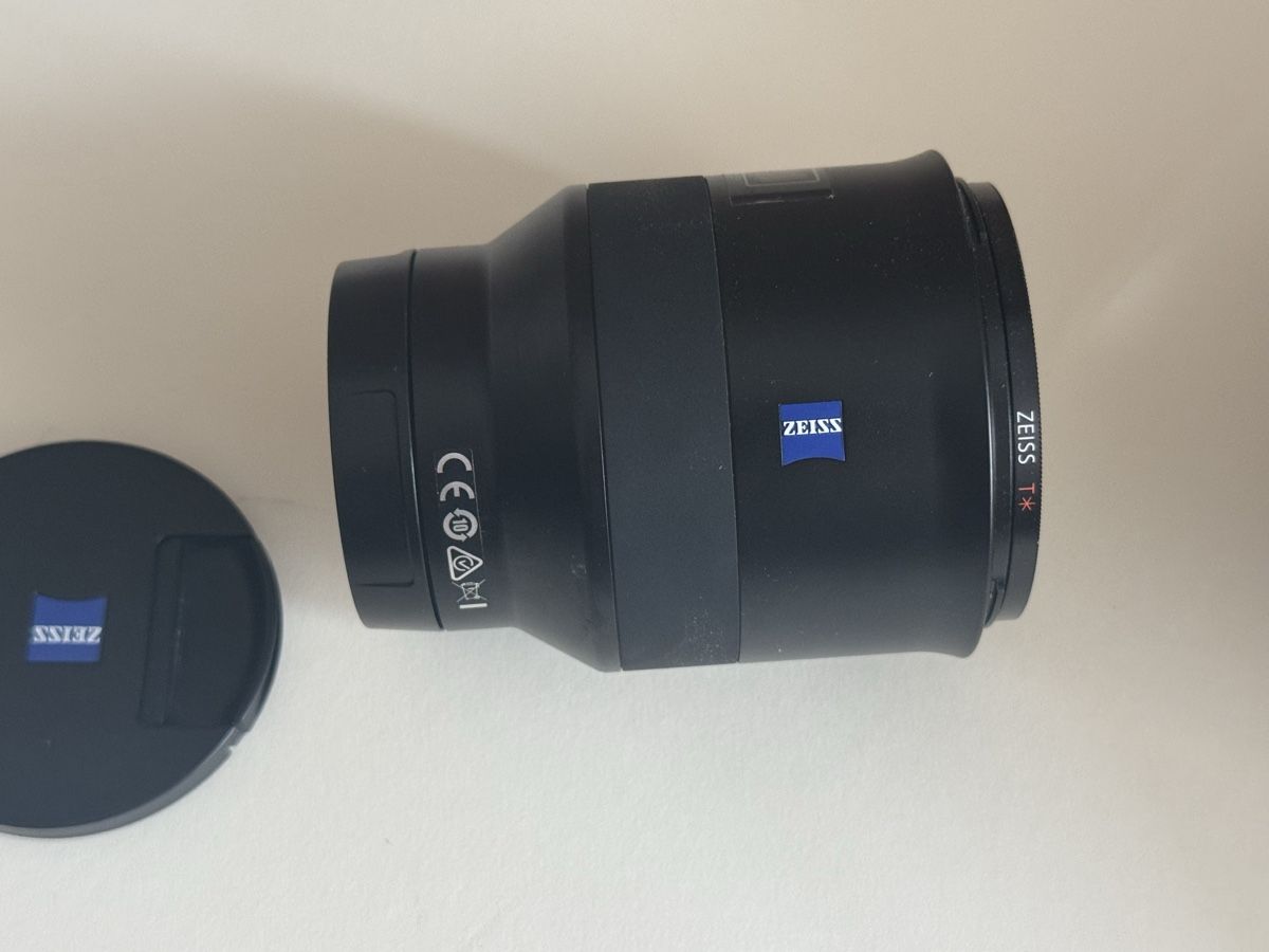 Zeiss Objectifs: Zeiss Batis 85mm 1.8 Sony E Objektiv – D'occasion à Solothurn par zso_qh52