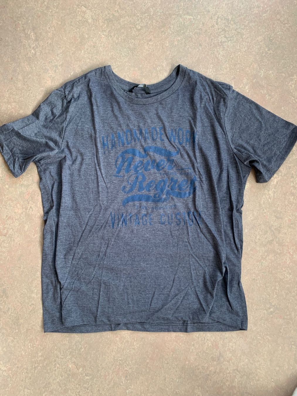 T-shirts: Blaues T-Shirt Gr. XL – D'occasion à Wiggen par Antoniotto