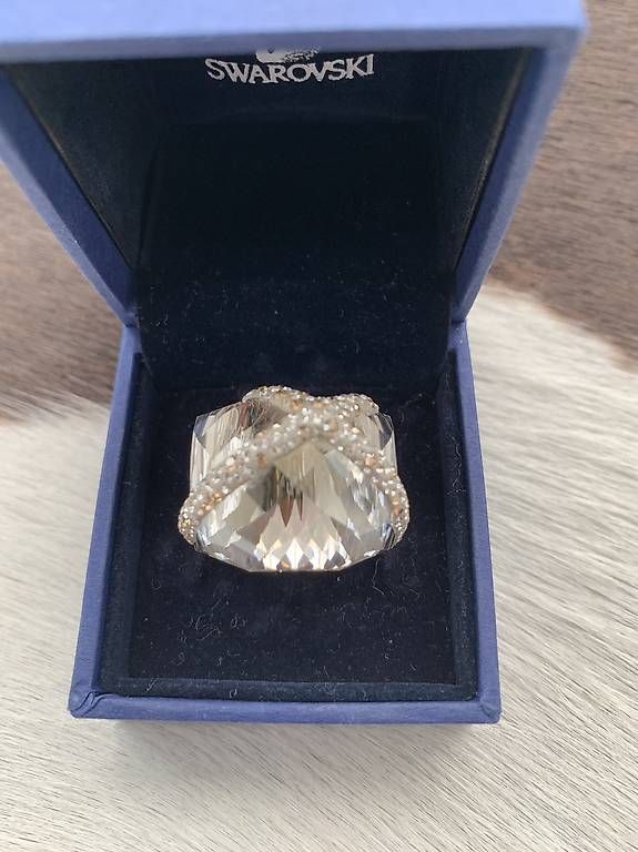 Swarovski Anelli: Exklusiver limitierter Swarovski Ring NEU – Nuovo e nell'imballaggio originale da Rothrist venduto da Oddymanliane 1