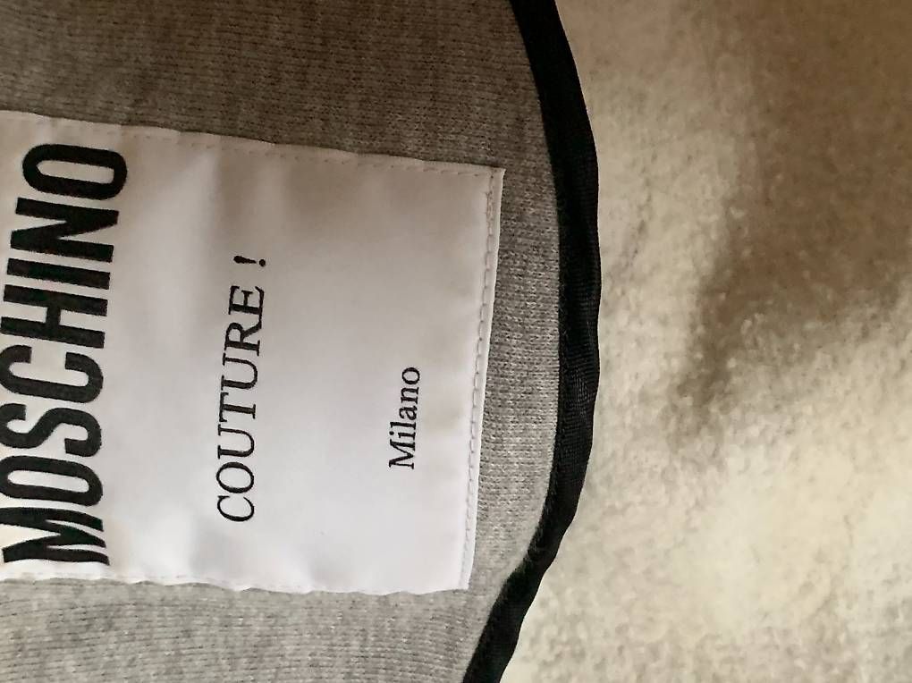 Maglioni & Felpe: Moschino Hoodie Jacket – Usato da Erlinsbach SO venduto da VWV1 4