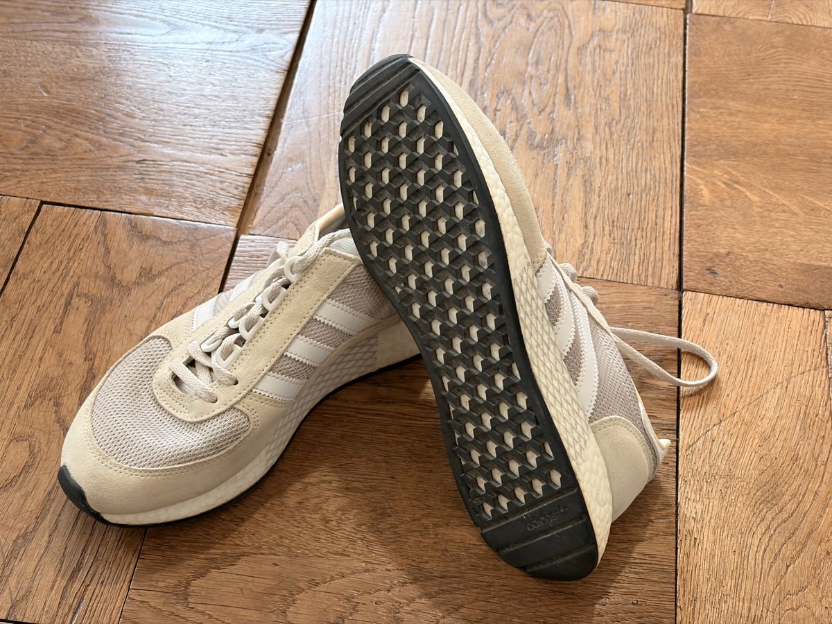 Scarpe da uomo: Adidas Boost Marathon Tech – Nuovo (secondo la descrizione) da Bern venduto da chasingpeaks 1